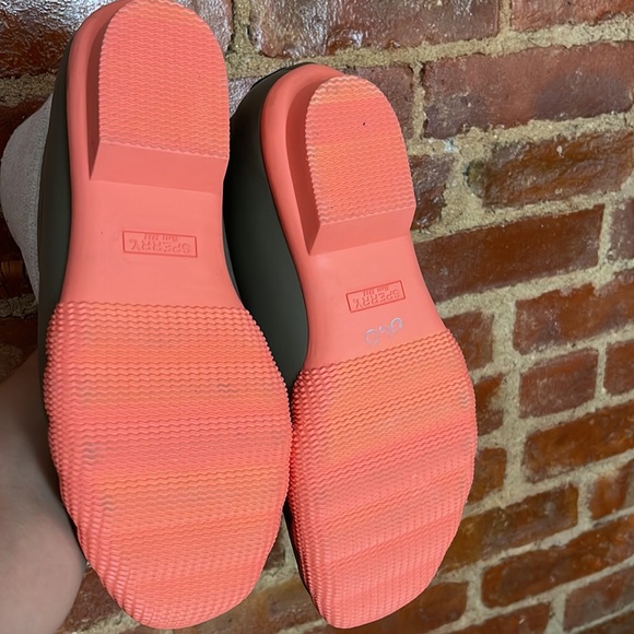 Sperry Rainboots - Picture 4 of 6